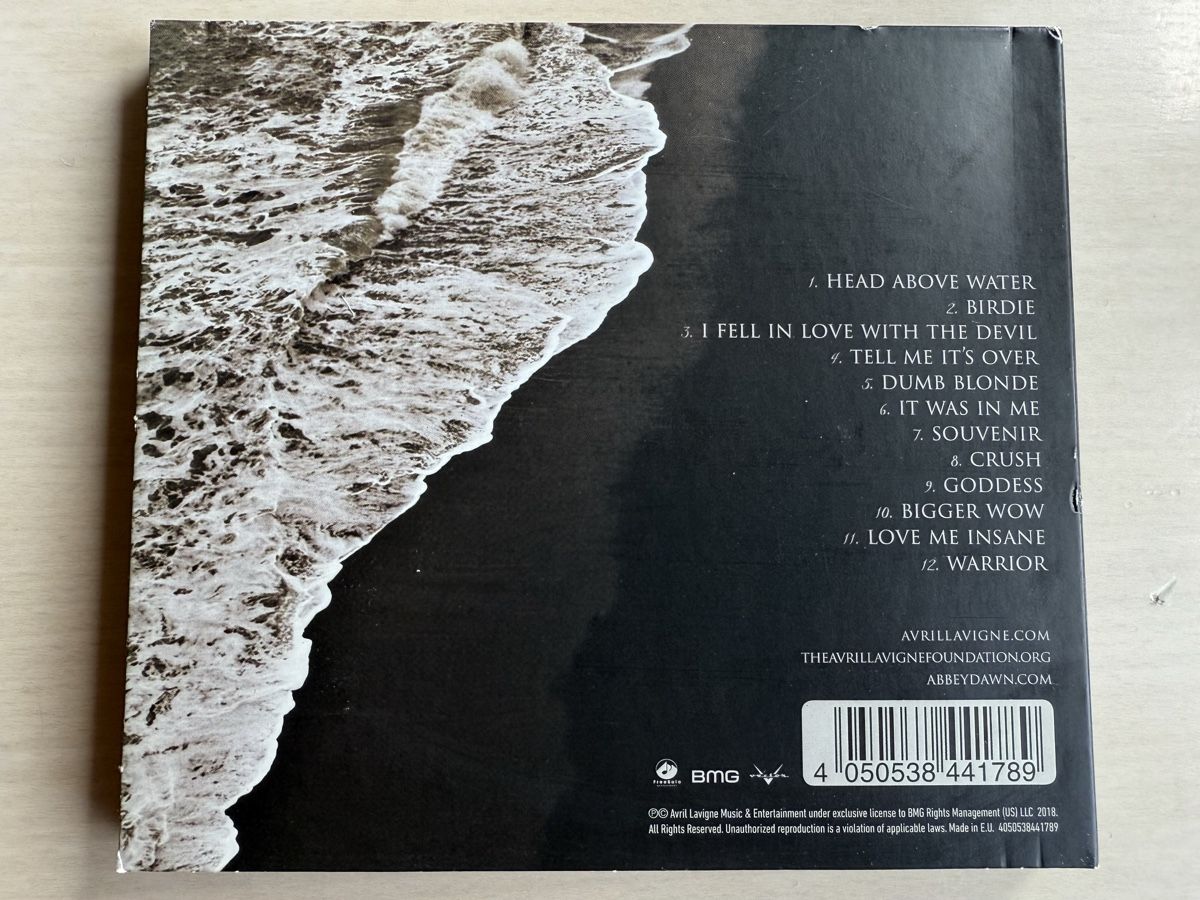 CD: Avril Lavigne - Head Above Water CD – Usato da Oberried Brienz venduto da Chyara 1