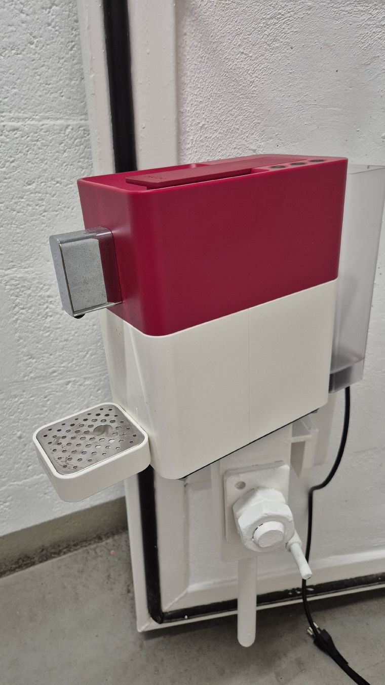 Delizio Macchine per caffè & Macchine per espresso: Delizio machine à  café – Usato da Genève venduto da Patrice07 1