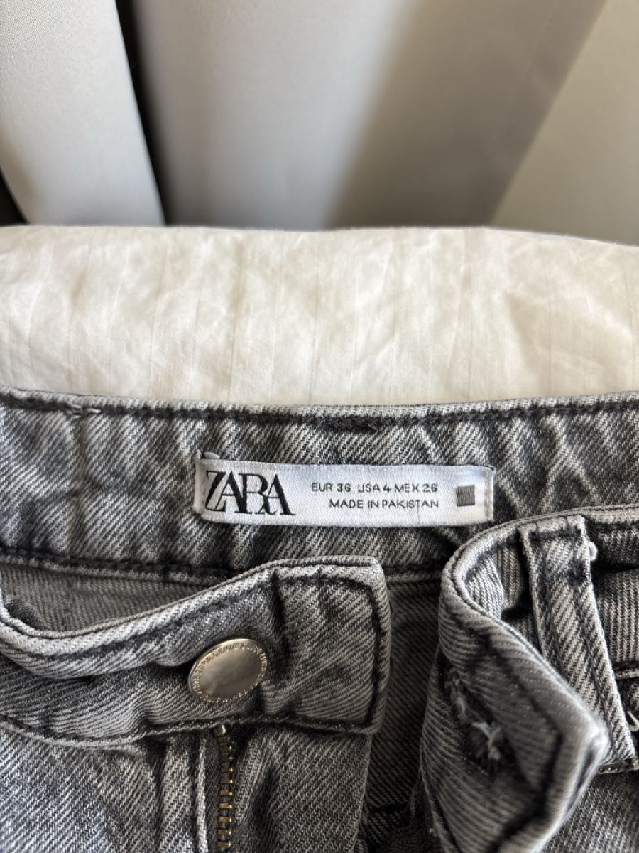 Zara Jeans: MOM Jeans Zara – Usato da Pfäffikon ZH venduto da Coffee44 1