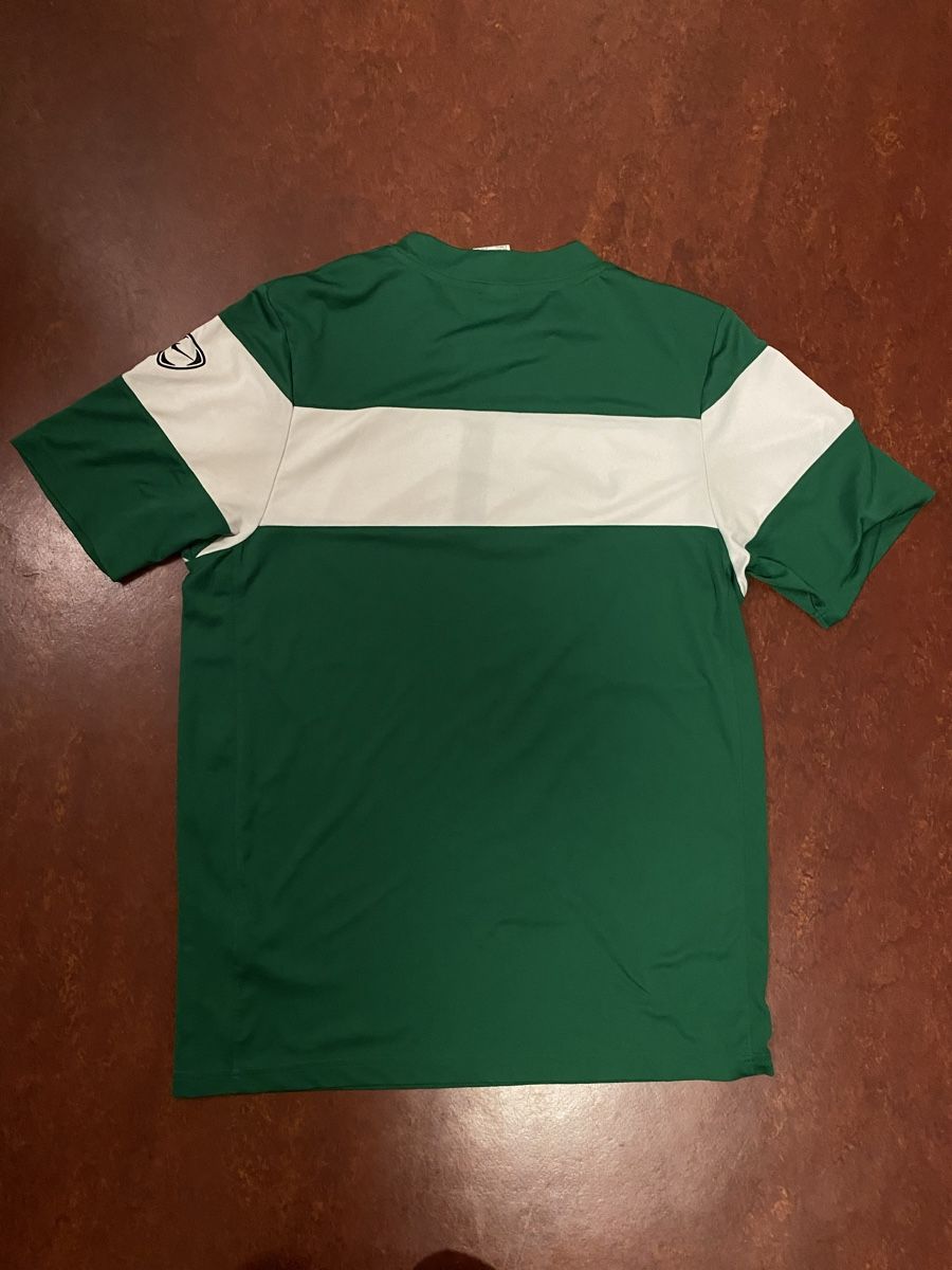 Nike T-shirt: Green Nike Sport tee – Nuovo (secondo la descrizione) da Zürich venduto da Royko 1
