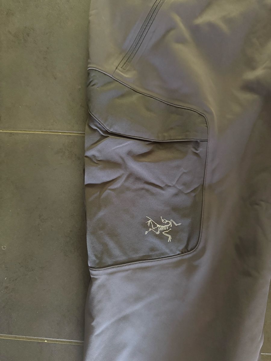 Arcteryx Hosen: Pantalon Arcteryx XL – Gebraucht aus Fully von siebst 1