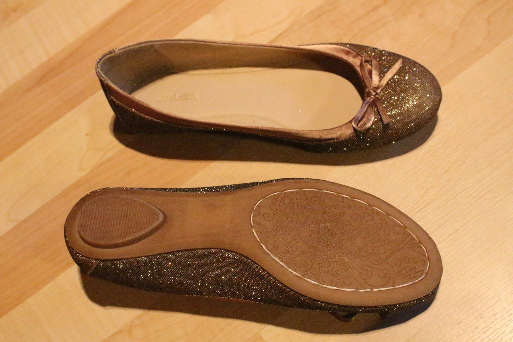 Scarpe da donna: Ballerinas – Nuovo (secondo la descrizione) da Heimiswil venduto da triskeli 1