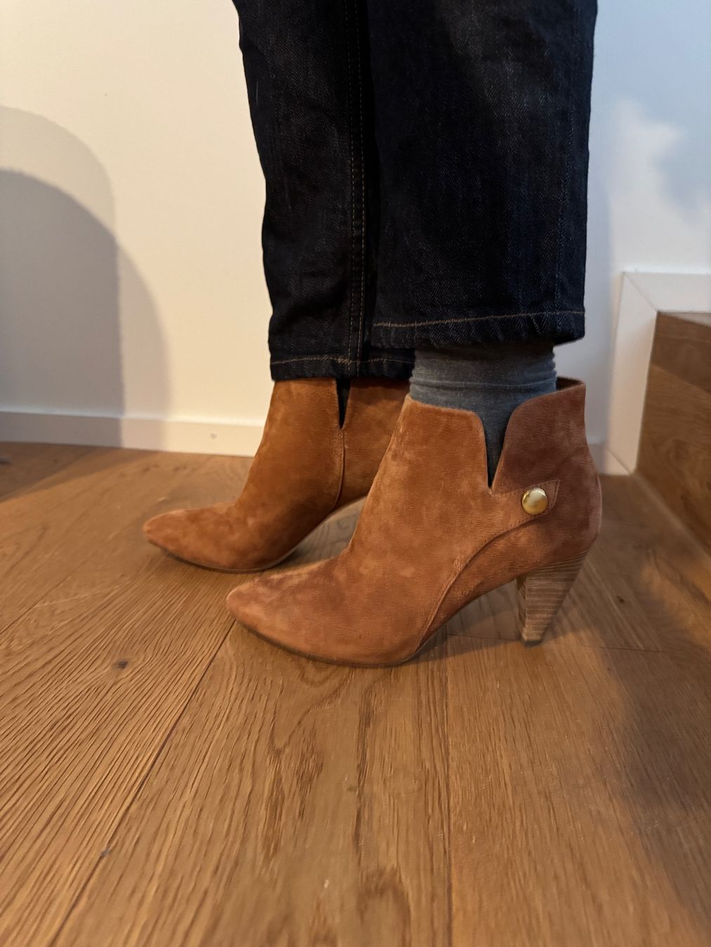 Scarpe da donna: Stiefeletten Wildleder – Usato da Bassersdorf venduto da Martinaabegg
