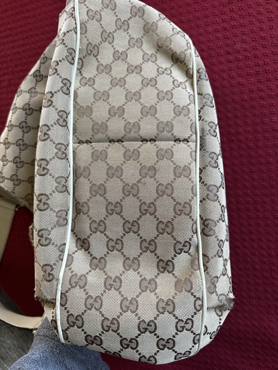 Gucci Borse da donna: Sac Gucci authentique GG Canvas beige – Difettoso da Forel (Lavaux) venduto da Mivrec.1823 5