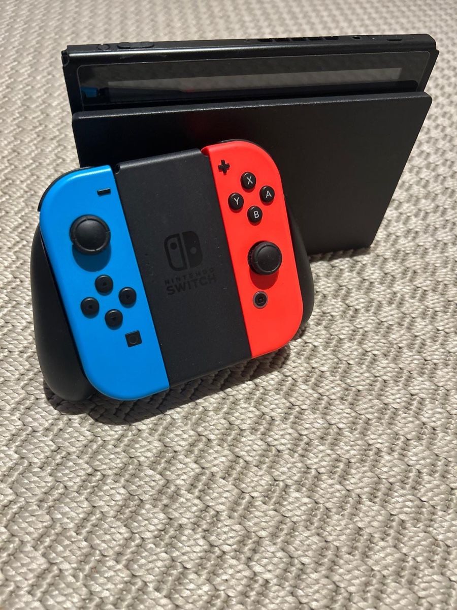 Nintendo Console: Nintendo Switch 1, Mario Wheel, Spiele – Usato da Solothurn venduto da Bobesch08 6
