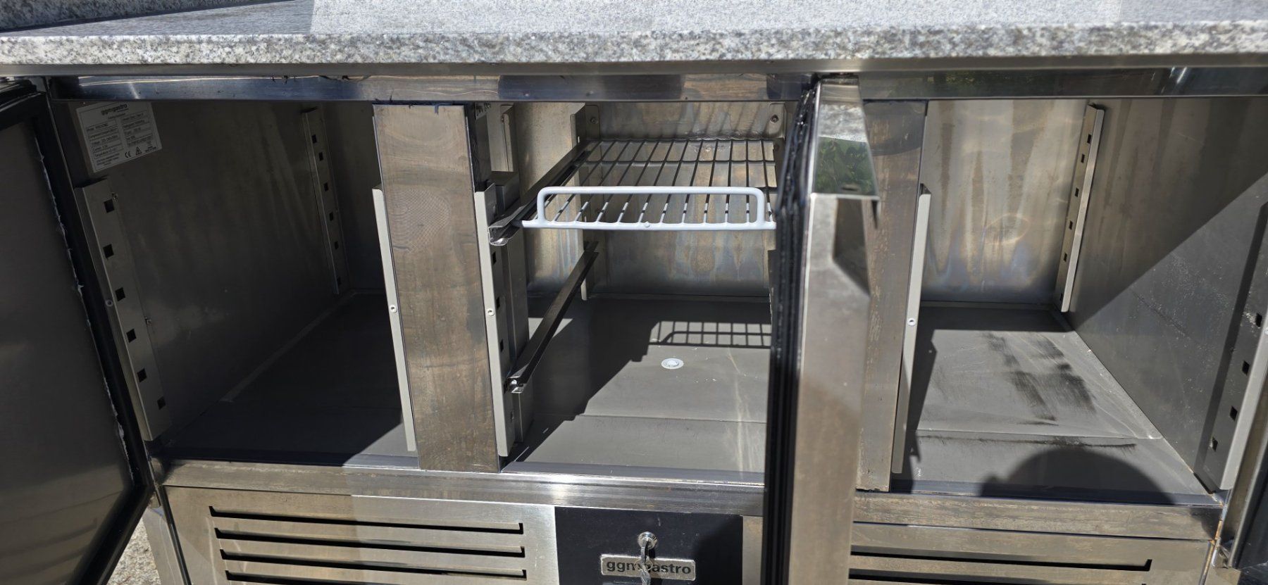 Küchengeräte: Pizzatisch – Defekt aus Zürich von JIR 3