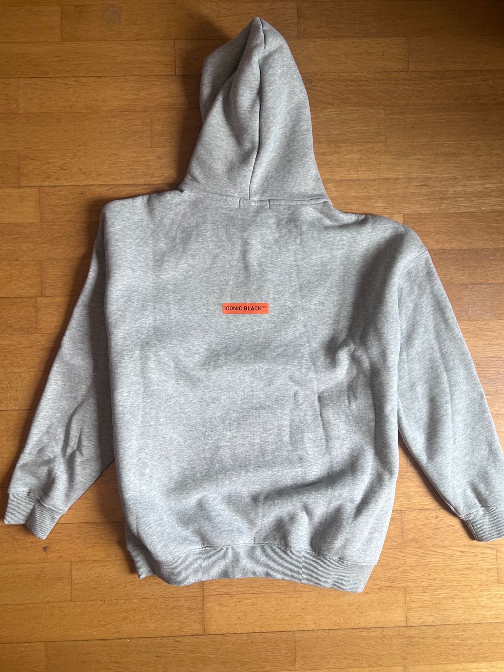 Pullover & Sweatshirts: Iconic Black Grey Hoodie – Neu (gemäss Beschreibung) aus Zürich von John_777 2