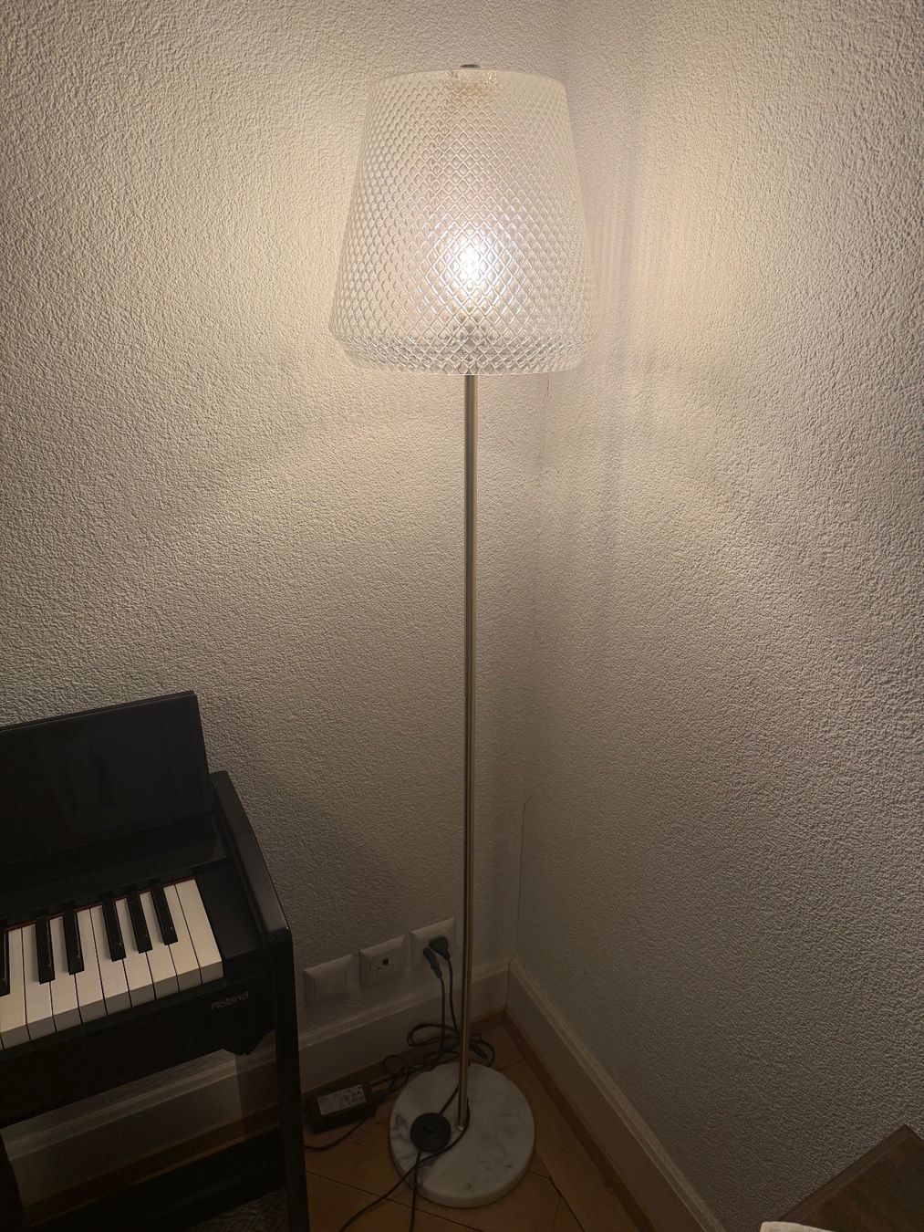 Lampade: Elegante Stehlampe – Usato da Zürich venduto da ame_r6dk 2