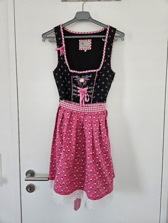 Dirndl schwarz pink geblümt Grösse S neuwertig