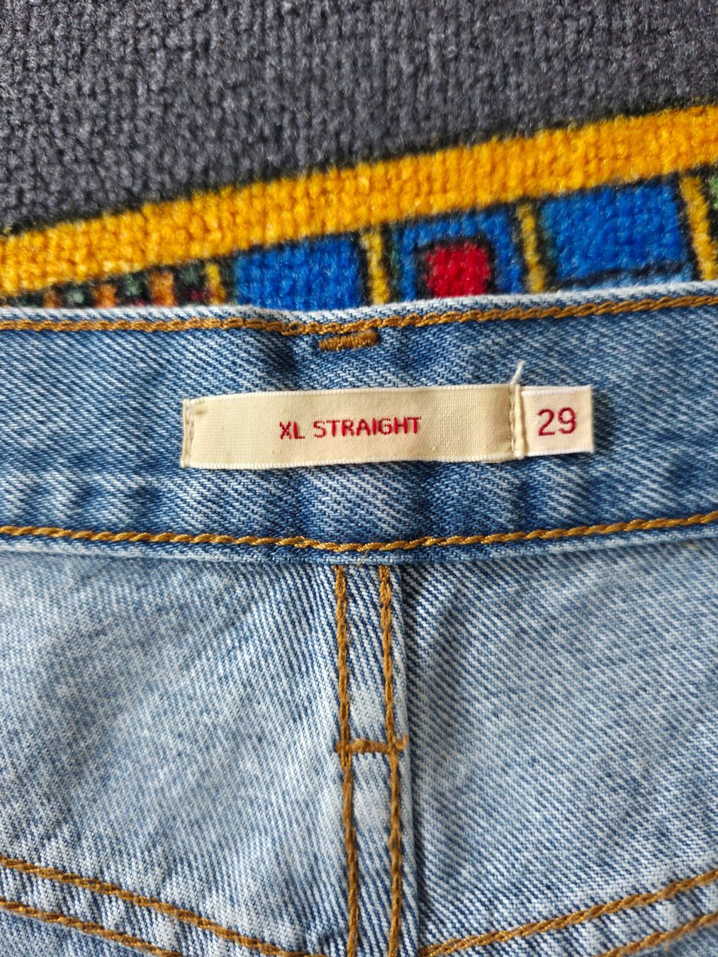Levi's Jeans: Jean Levi's XL Straight, taille 29 – Nuovo (secondo la descrizione) da Glovelier venduto da ste_seu1 2