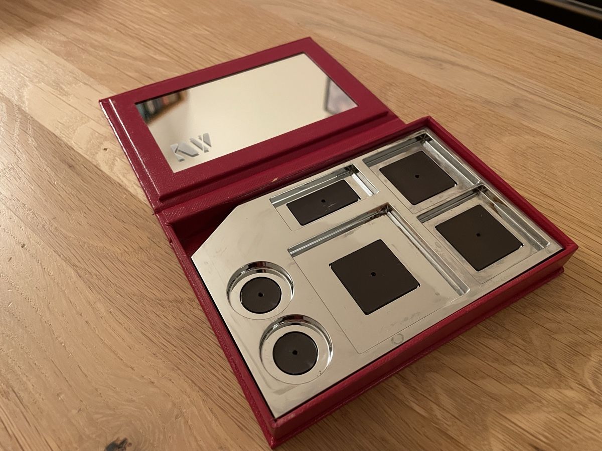Make-up: KJAER WEIS - COLLECTOR'S KIT (EMPTY) – Usato da Bern venduto da pr12 1