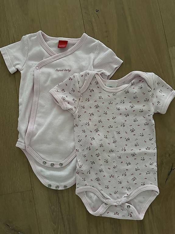 Sanetta Lotti & Set di vestiti: Esprit & Sanetta Bodies (neu) – Nuovo (secondo la descrizione) da Baar venduto da san_qk22