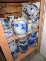 Sammlung grau/blauer lasierter Steinguttöpfe 18 Stück