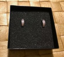 Silber-Creolen mit rosa Zirkonia-Steinchen für Mädchen