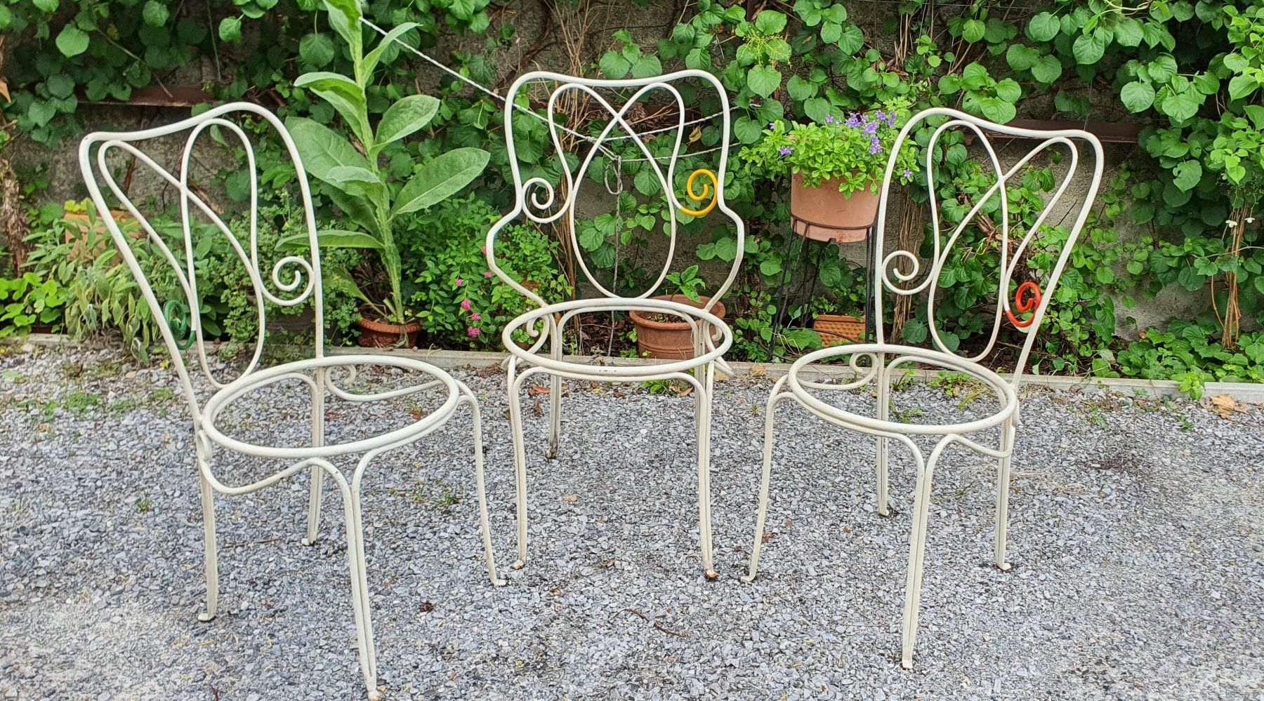 Sedie: 3 antike Gartenstühle mit Eisengestell Polster Sitzfläche – Usato da Neerach venduto da SilliS 6