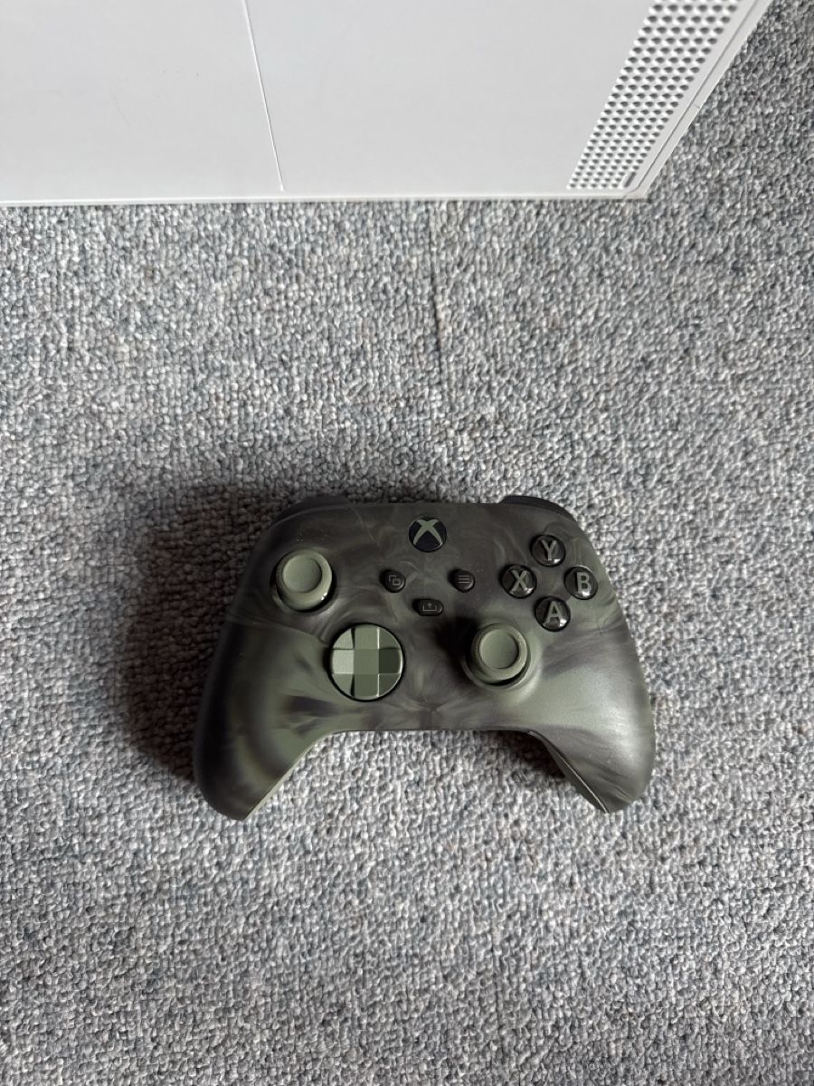 Microsoft Console: Xbox Series S Konsole – Usato da Wädenswil venduto da max_9s2y 2