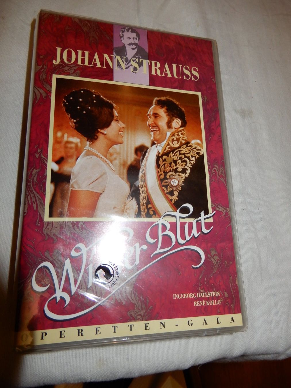 Tutti i VHS: Wiener Blut von Jahnn Strauss VHS – Usato da Worben venduto da MaKo3252