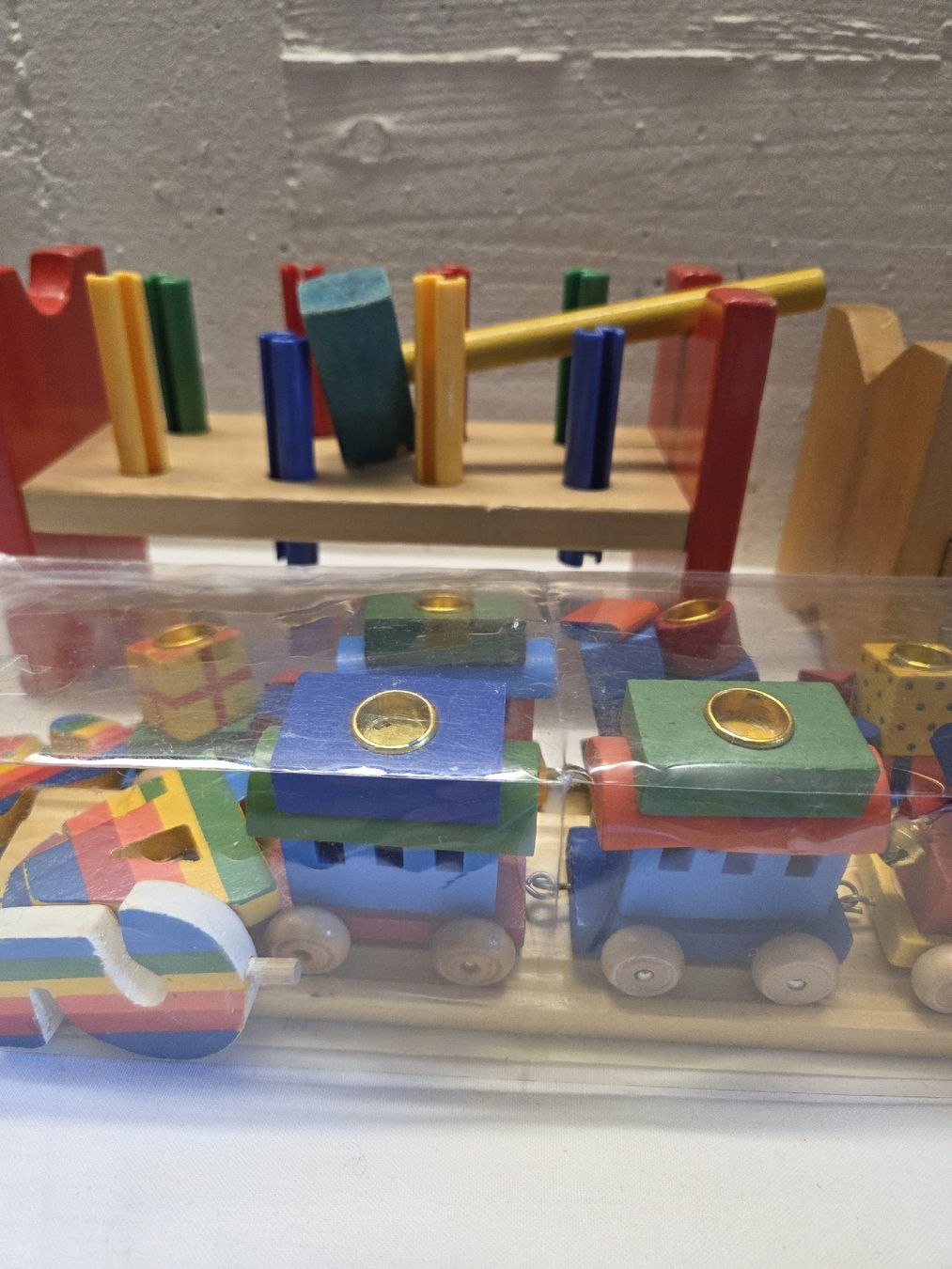 Spielzeuge: Holzspielzeug Set Kinderbunt gemischt.. – Gebraucht aus Stans von Ducati16 3