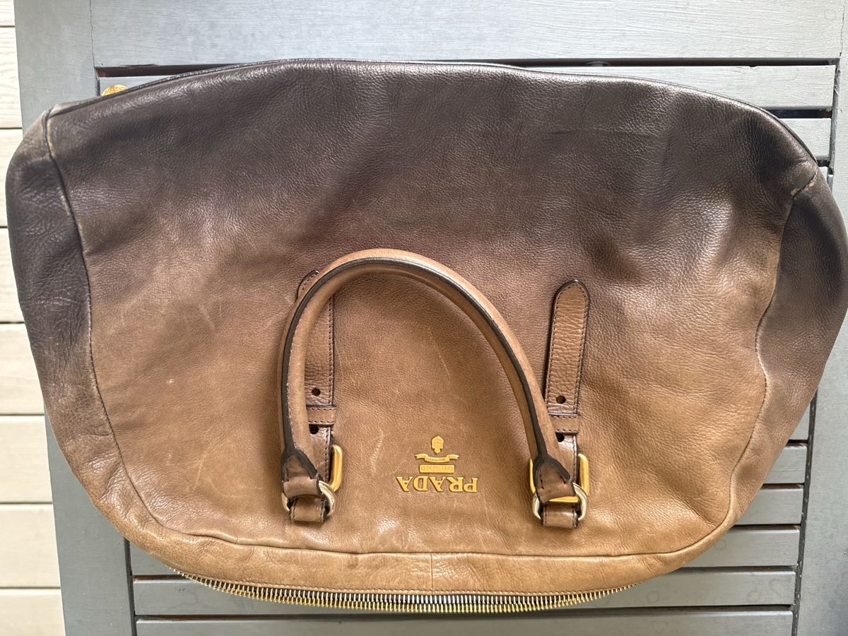 Prada Sacs femmes: Handtasche – D'occasion à Küsnacht ZH par da26ni