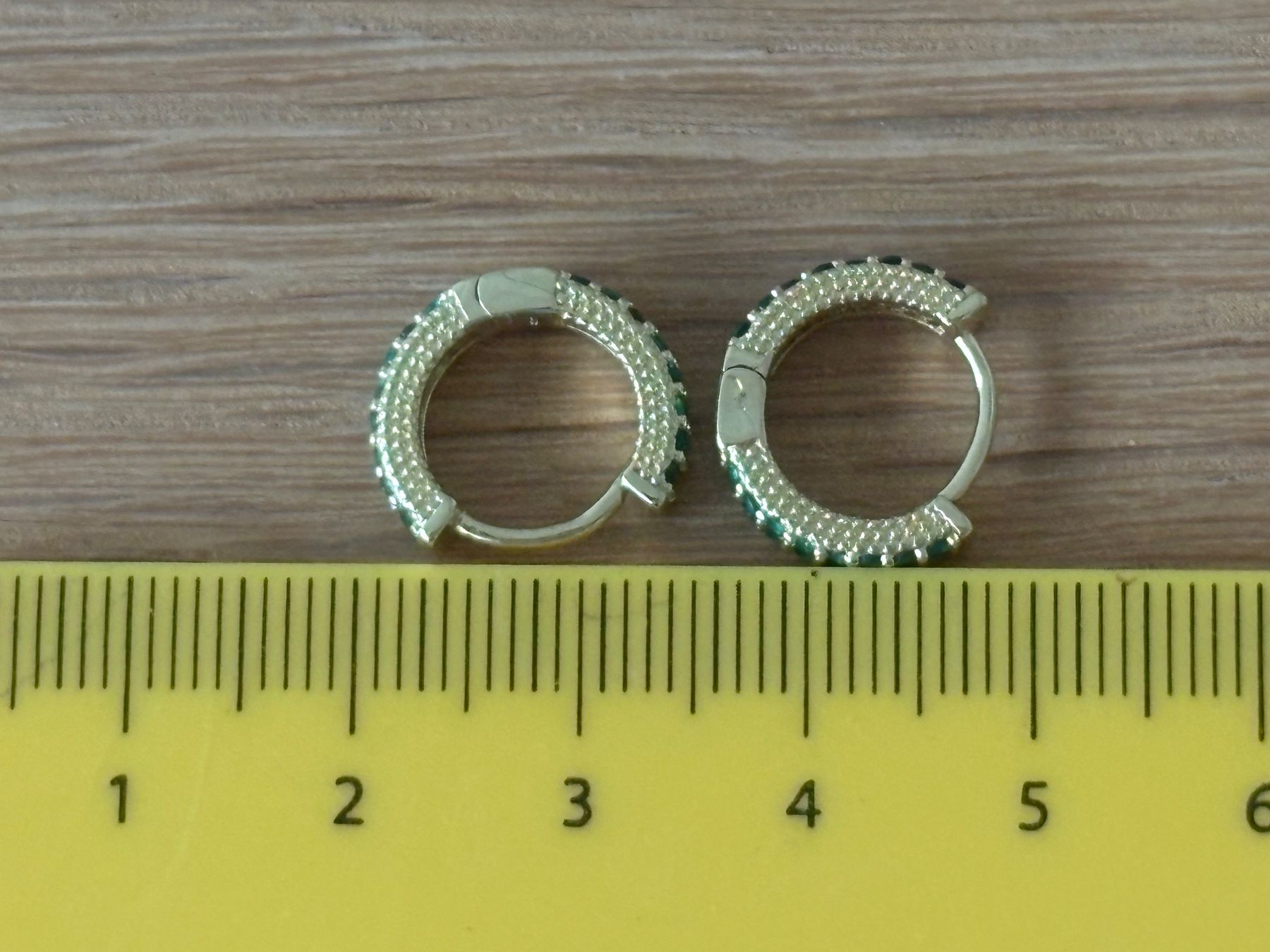 Ohrringe & -stecker: Luxus Elegante Mini Ohrstecker Farbe :Gold / Grün – Neu (gemäss Beschreibung) aus Biel-Bienne von Roserosse13 3