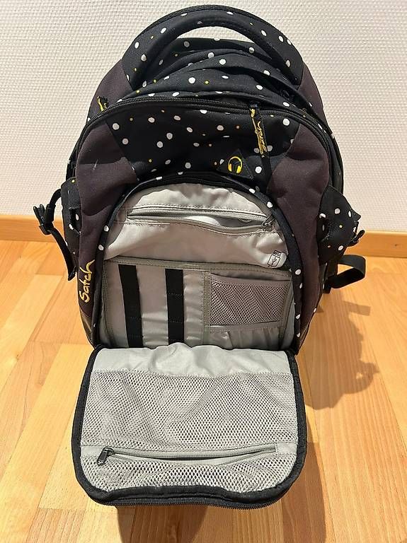 Satch Sacs & sacs à dos: Satch Schulrucksack Lazy Daisy – D'occasion à Waldkirch par Anonymer_Nutzer 1