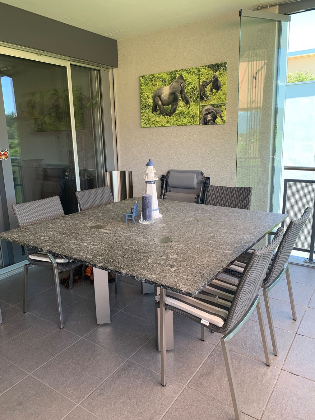 Hunn Tables: Garten- oder Balkontisch Granit mit 4 Edelstahlfüssen – D'occasion à Cham par cor_fs8w
