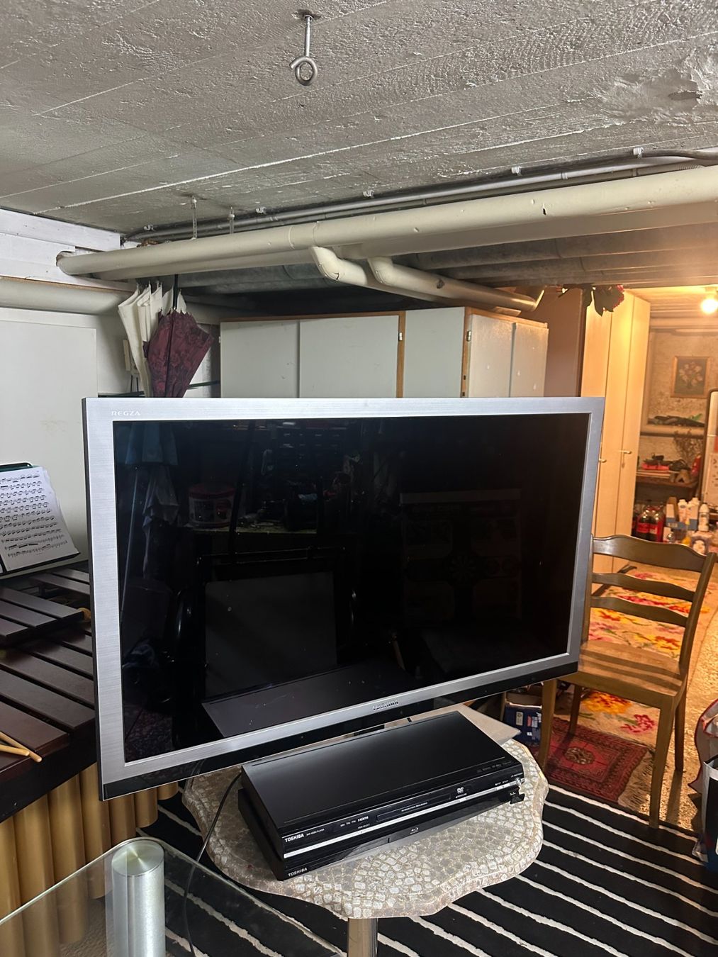 Toshiba Televisori: Fernseher guter Zustand, 107 cm – Usato da Zürich venduto da ach_dpc5 1