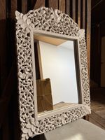 Massivholzspiegel mit geschnitztem Blumenmuster, neu, 92x65