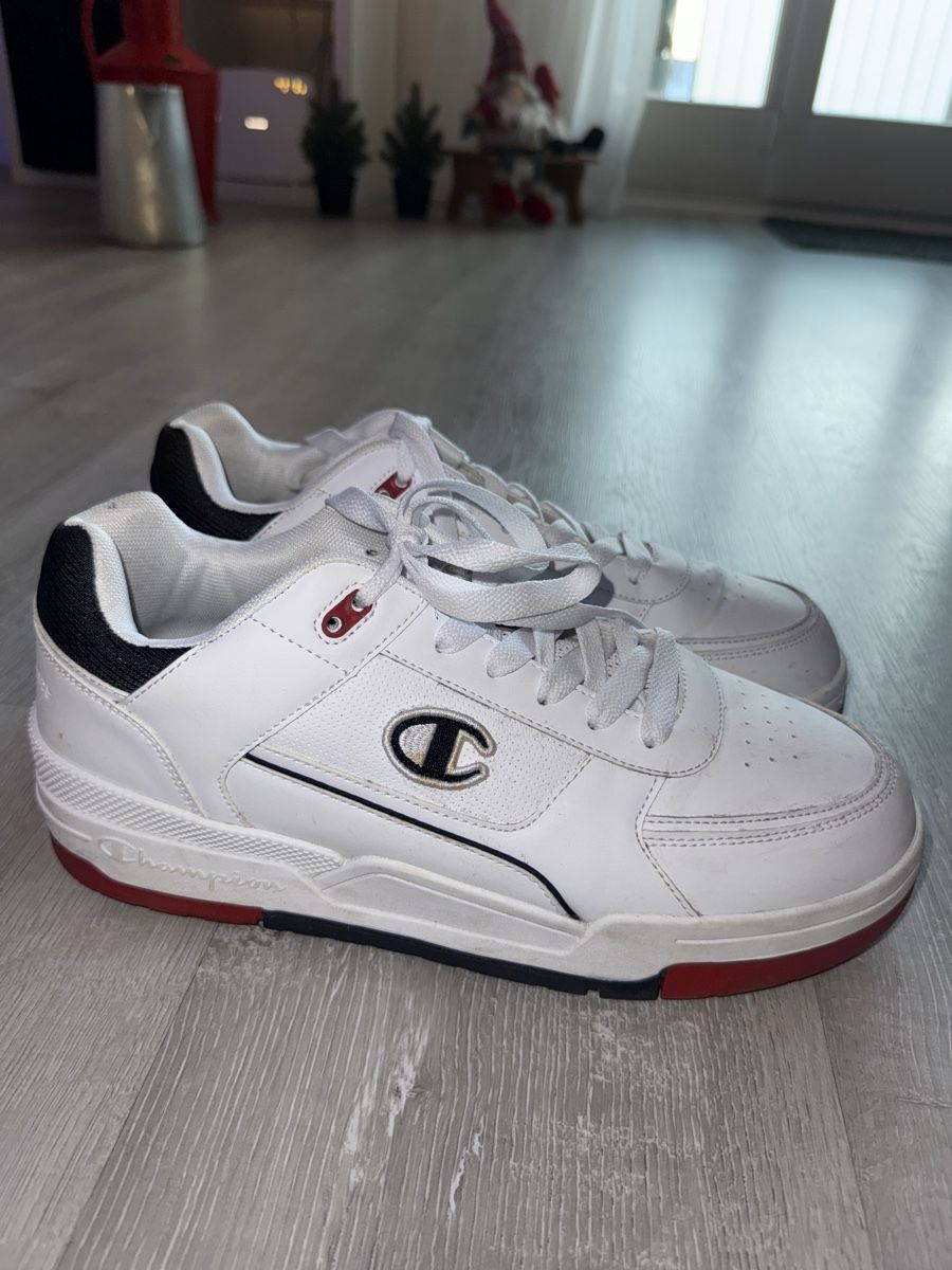 Champion Herrenschuhe: Champion Herrenschuh – Gebraucht aus Erlinsbach SO von muggi014