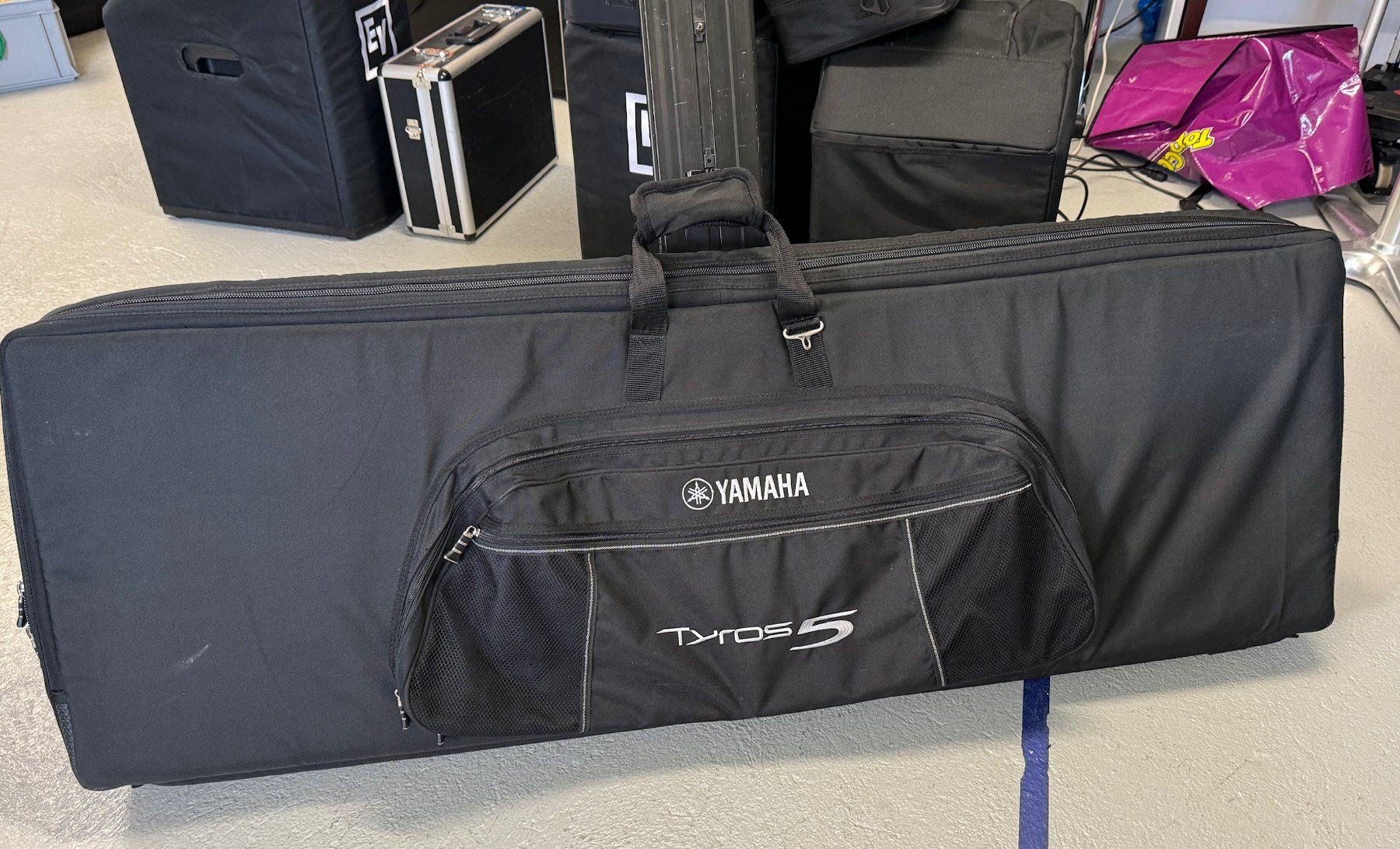 Yamaha Musikinstrumente: Yamaha Tyros 5  76 Tasten – Gebraucht aus Uster von  8