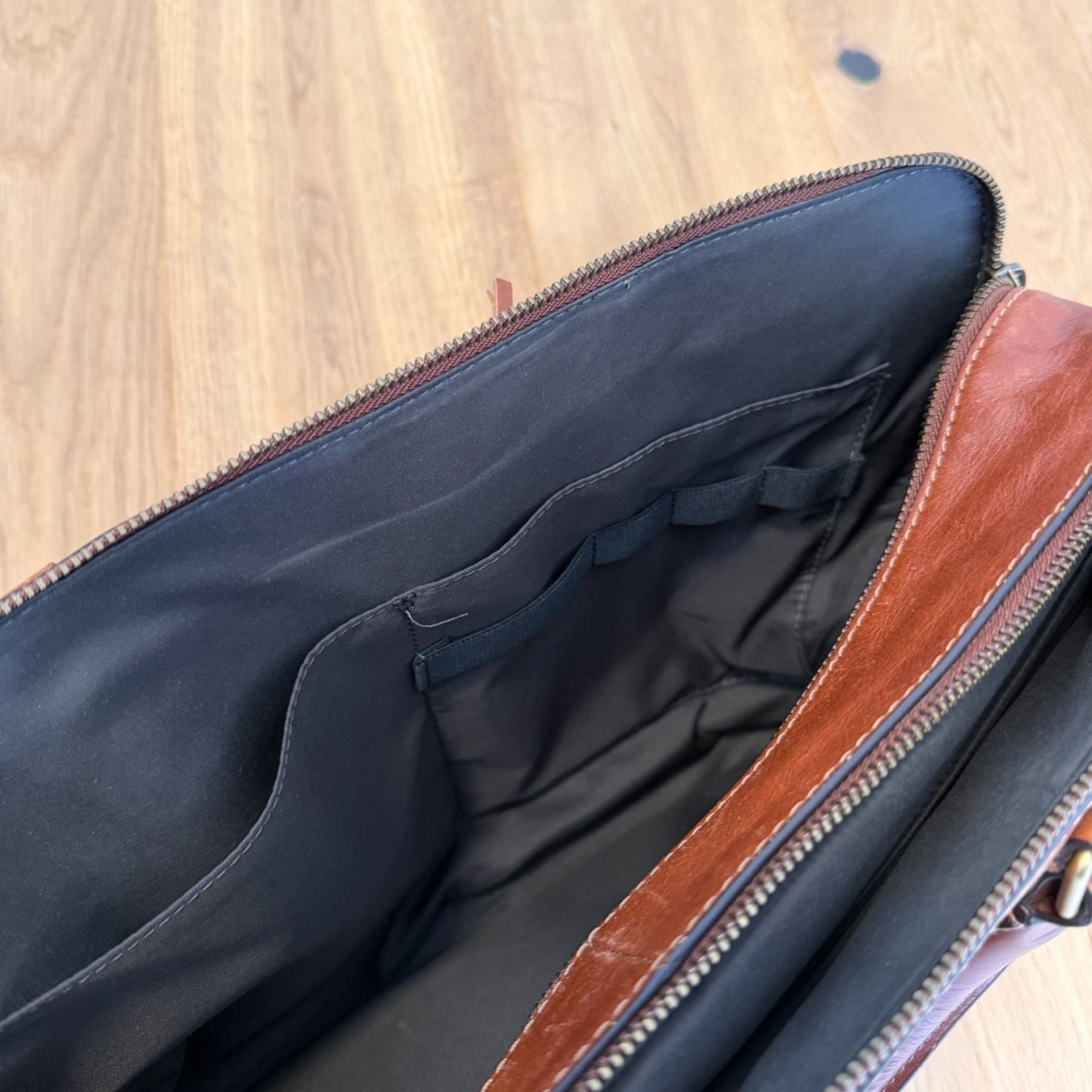 Fossil Valigie & Borse: Fossil Aktentasche Defener Double Zip Leder Cognac – Usato da Balzers venduto da dassandro 7
