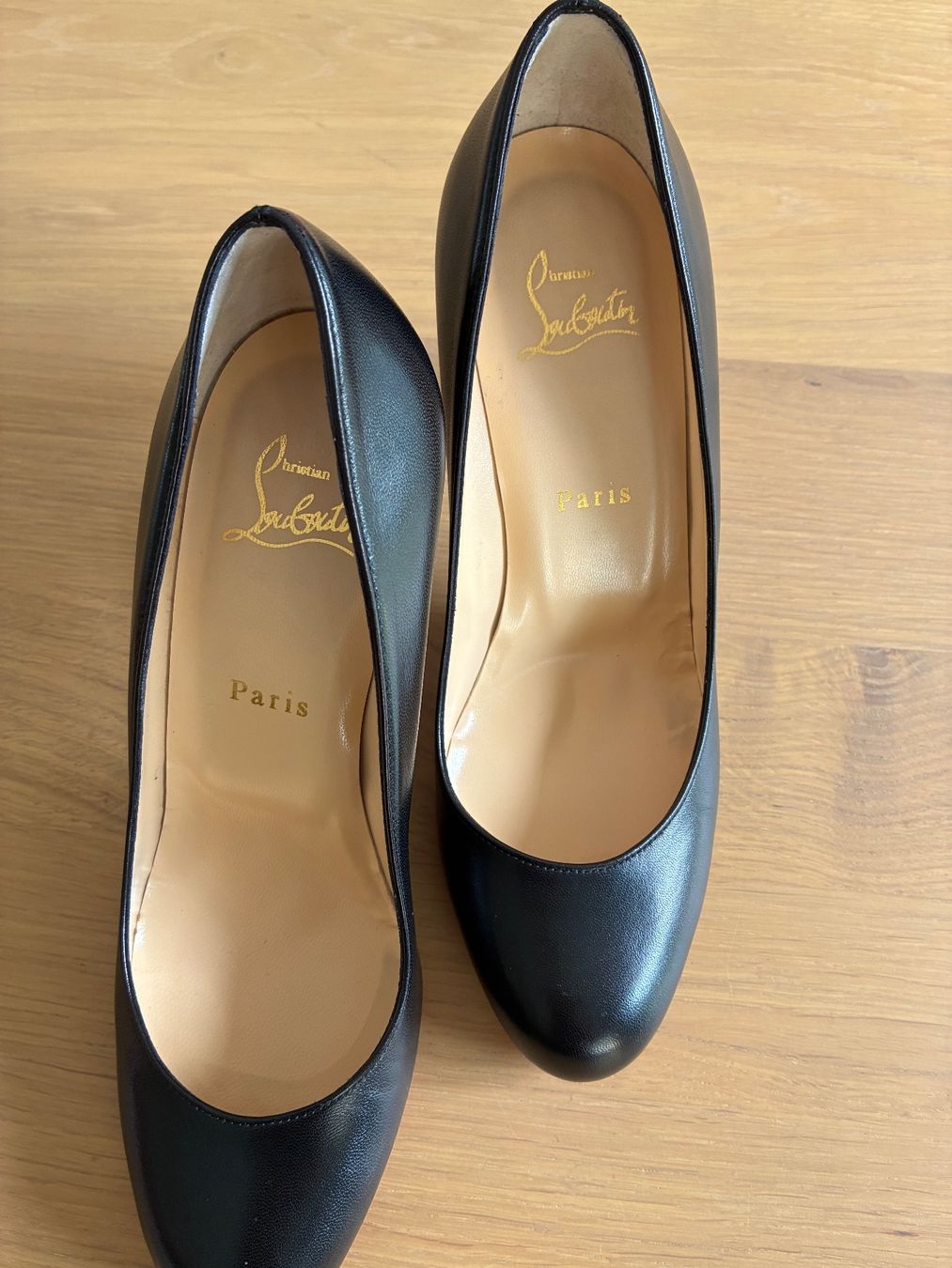 Christian Louboutin Damenschuhe: Louboutin Single Pumps Gr. 38 – Gebraucht aus Zürich von Mauersegler 2