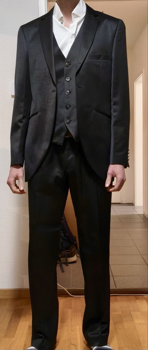 Completi: Hochzeitsanzug – Usato da Bern venduto da sil_9qff