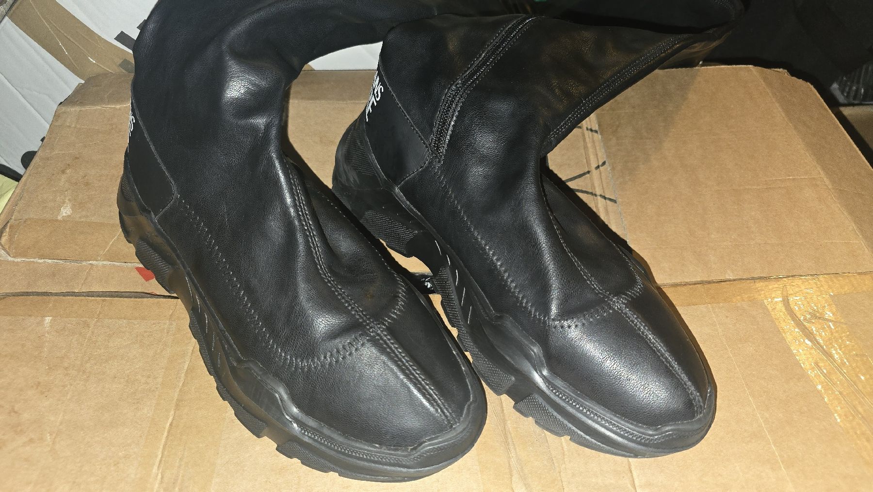 Versace Scarpe da donna: versace jeans couture – Nuovo (secondo la descrizione) da Amriswil venduto da Trendymarkt 1