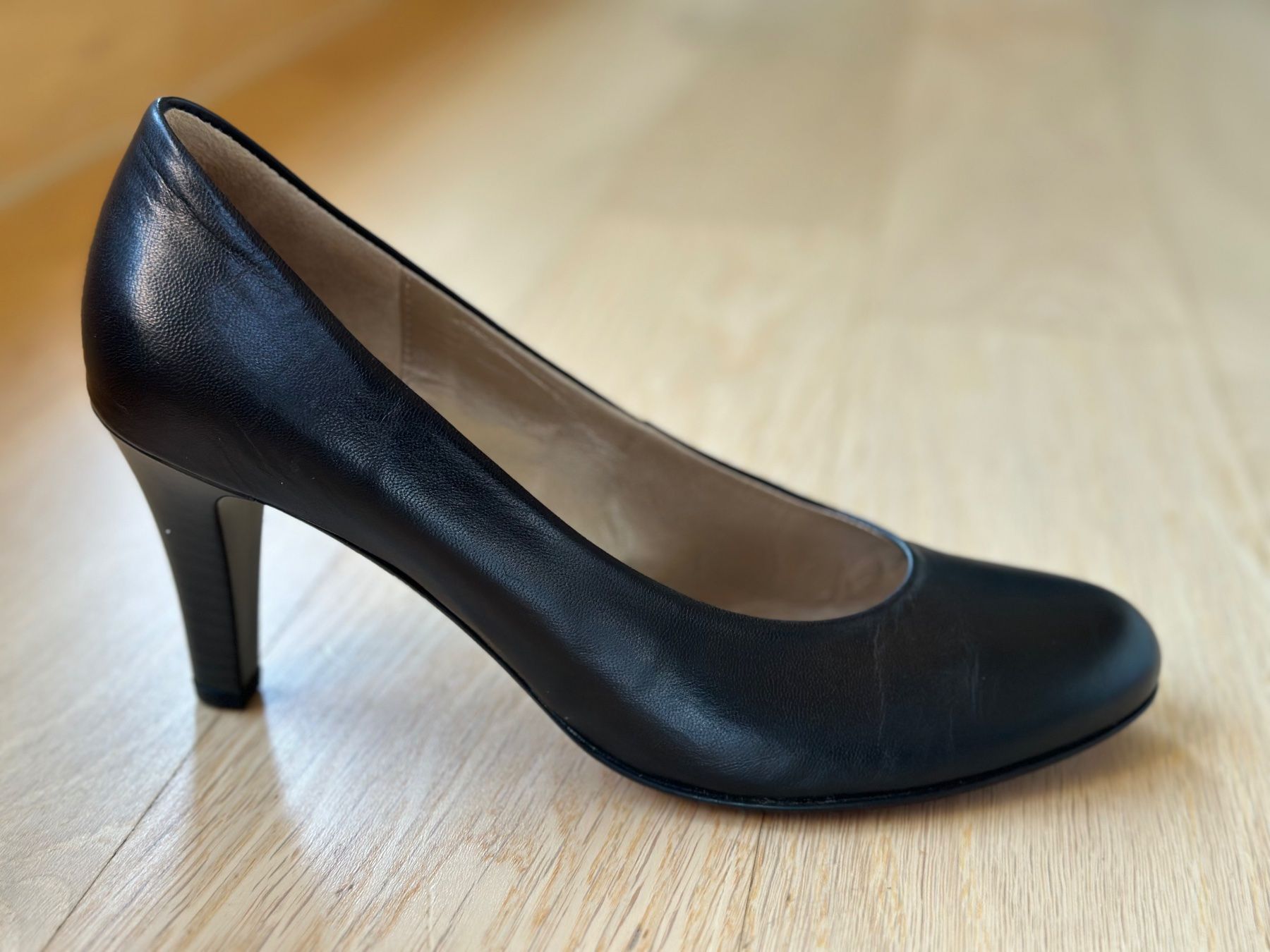 Gabor Scarpe da donna: Schwarze Gabor Pumps, Gr. 39, neuwertig – Usato da Wetzikon ZH venduto da Miro56 2