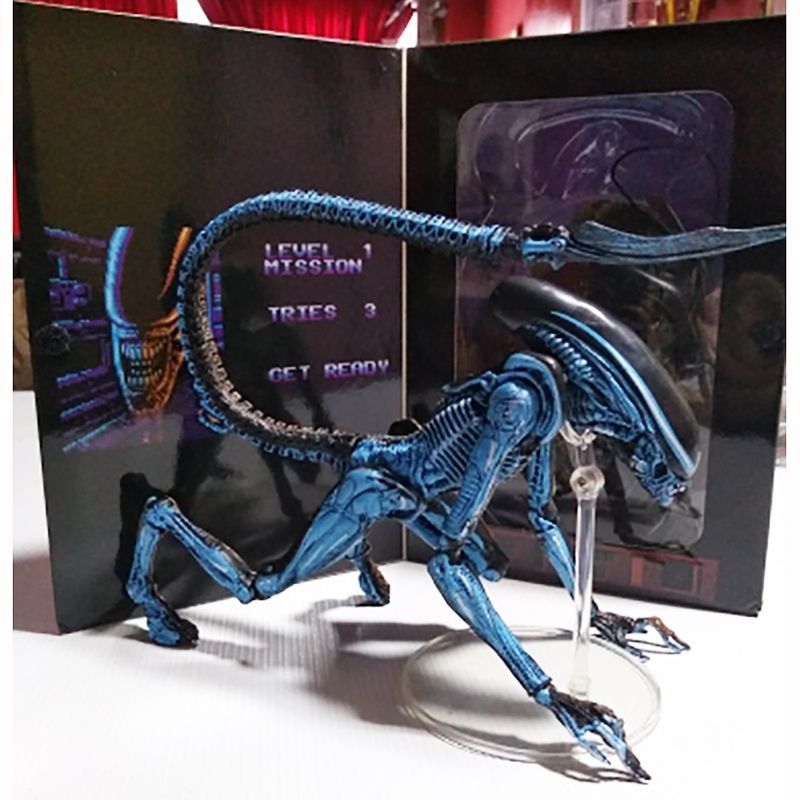 Figurines: Neu/OVP Alien Xenomorph figure – Neuf (Voir description) à Glattbrugg par ann_hy2y 2