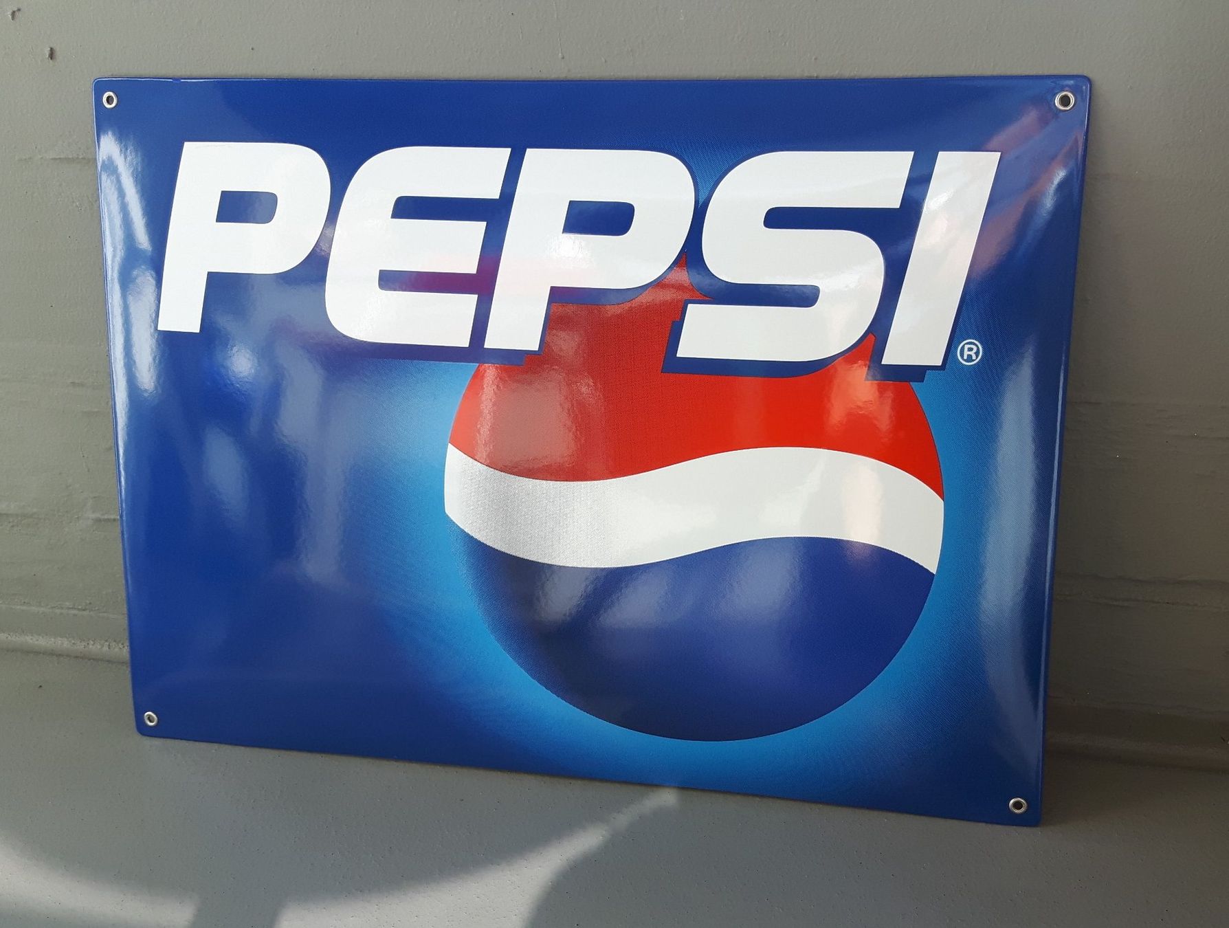Pepsi Insegne: PEPSI – Nuovo e nell'imballaggio originale da Zürich venduto da brinkosos