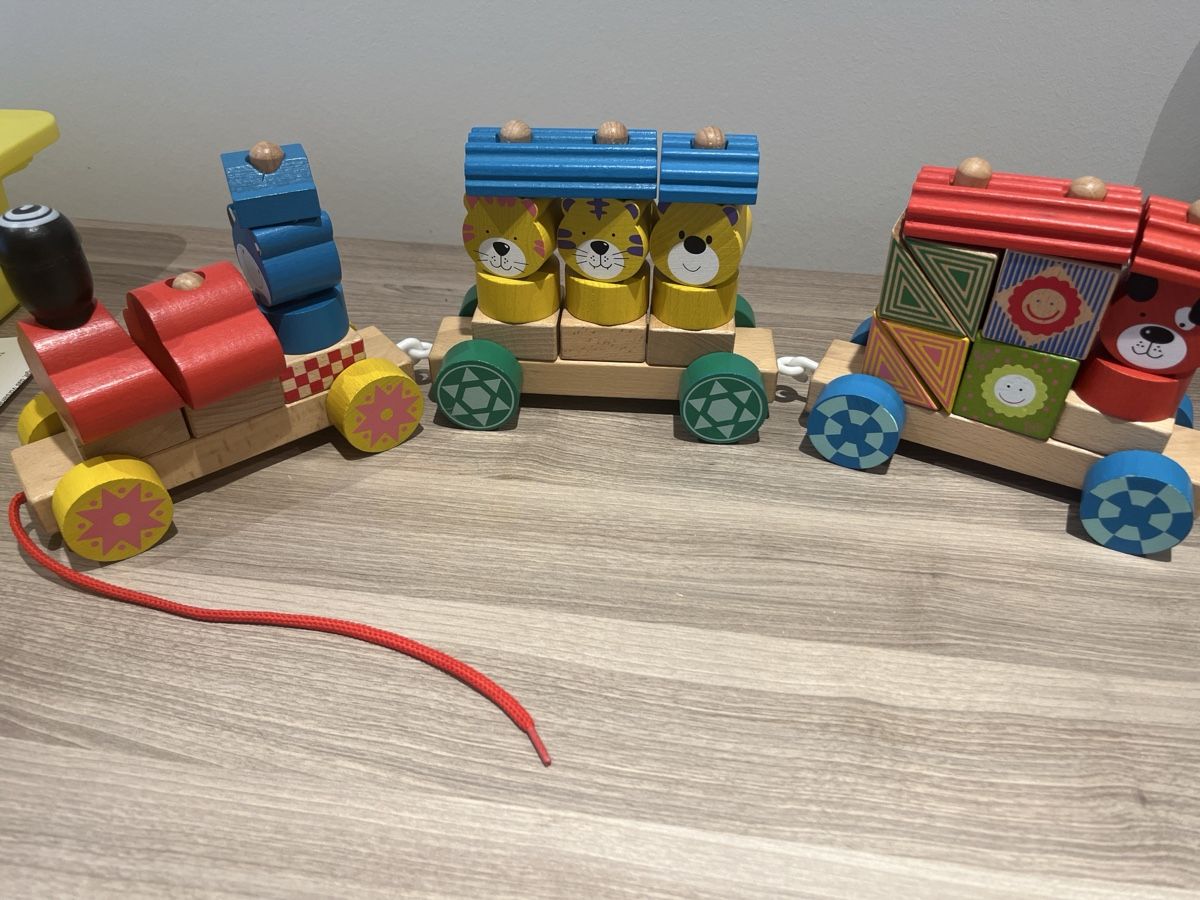 Spielzeuge: Stapelzug – Neu (gemäss Beschreibung) aus Riehen von chr_h8fh