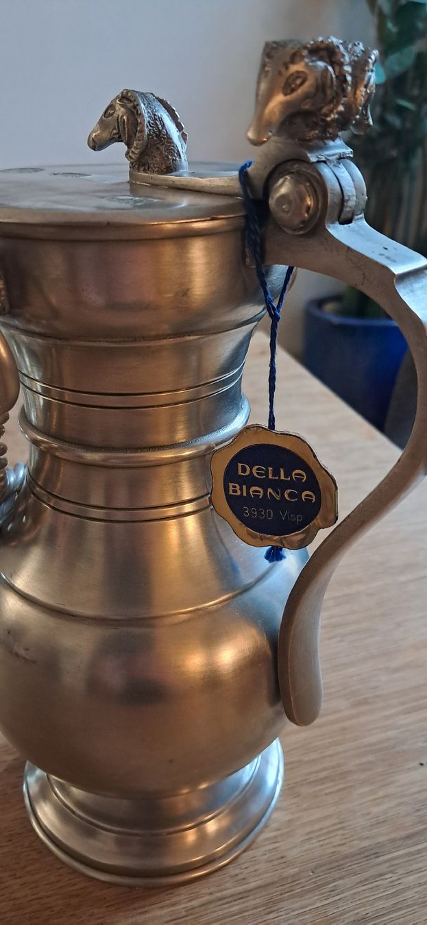 Geschirrsets: Set Zinnkrug mit 6 Becher – Gebraucht aus Nidau von Darkpooh 6