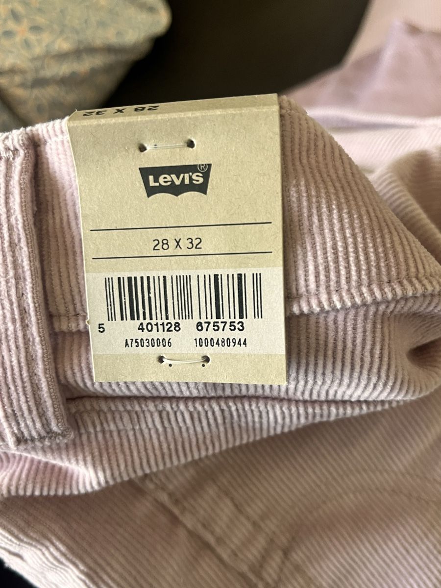 Levi's Pantaloni: Levis Hosen 28x32 – Nuovo e nell'imballaggio originale da baar venduto da namibsydney 3