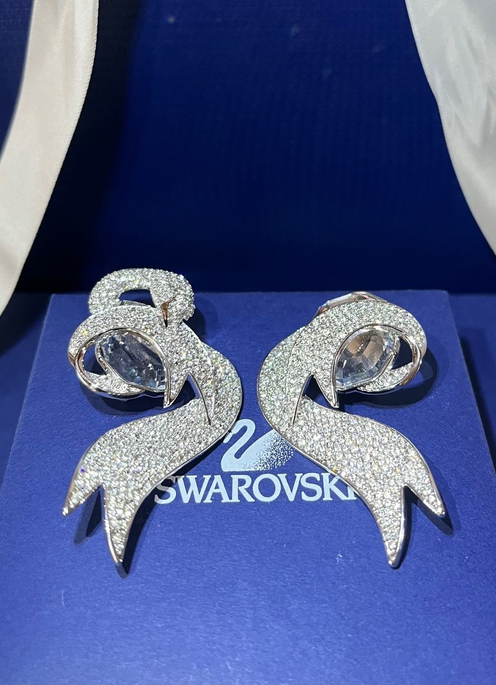 Swarovski Orecchini pendenti & Orecchini a lobo: Swarovski statement Ohrringe, neu und original mit box – Nuovo e nell'imballaggio originale da Lupfig venduto da Womensecret