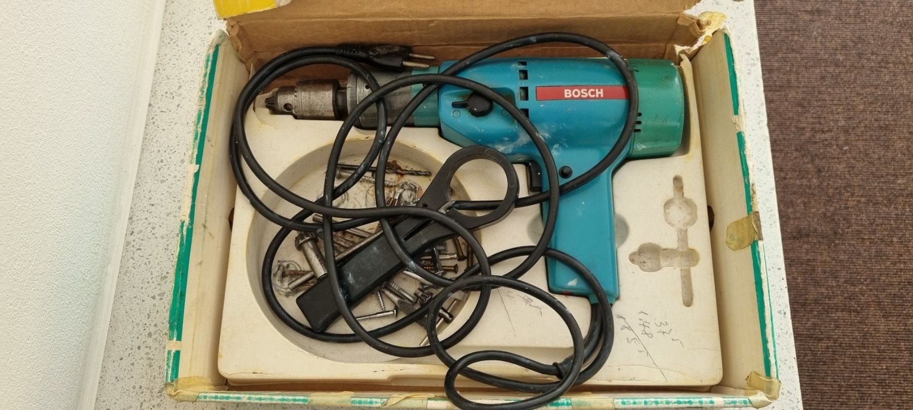 Bosch Trapani: Vintage Schlagbohrmaschine Bosch E21 SB – Usato da Derendingen venduto da Rider3 2