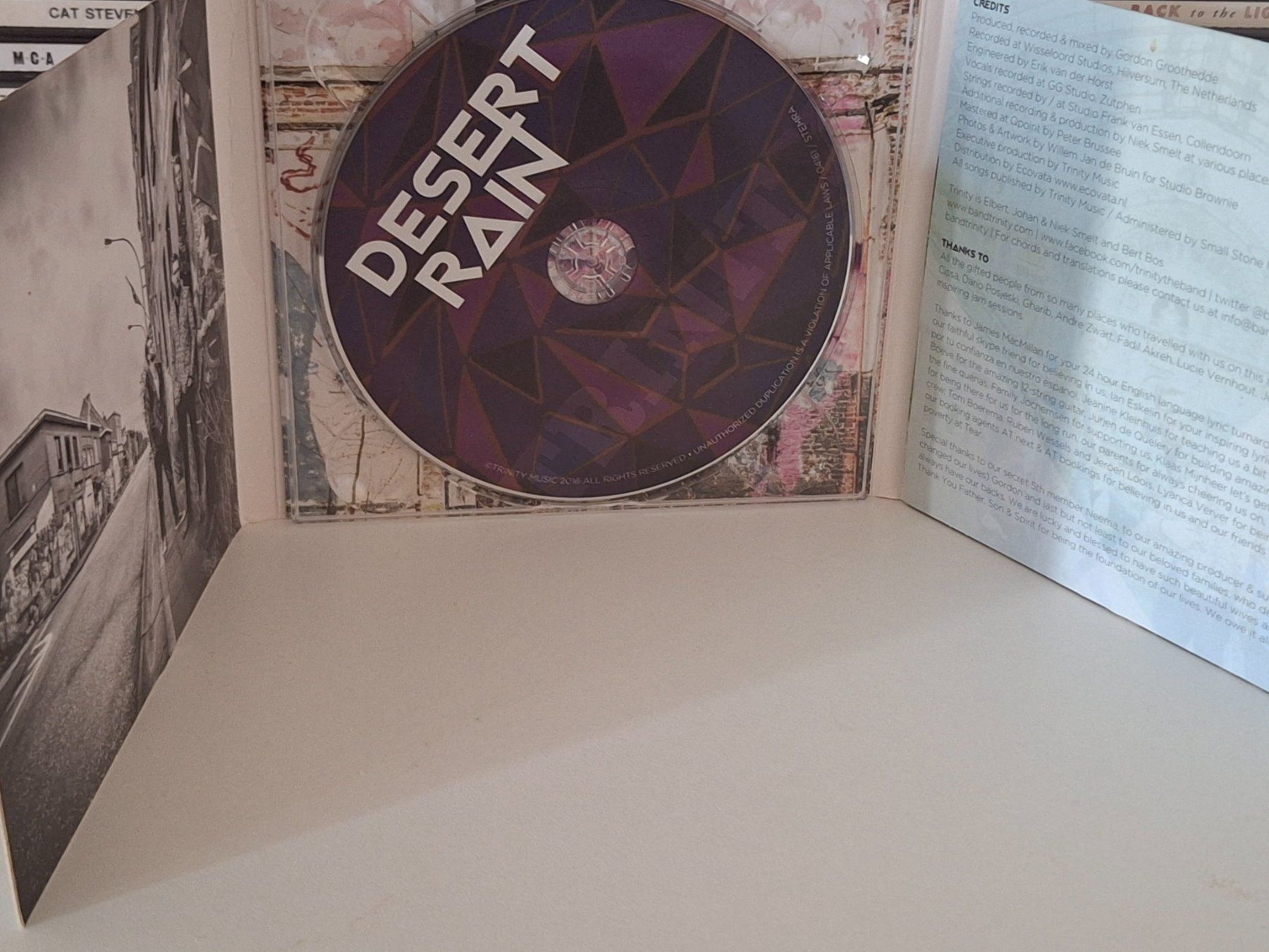 CD: CD Trinity - Desert Rain  / Folk-World – Usato da Aarberg venduto da Jackup1 2
