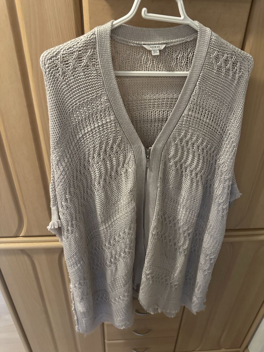Guess Giacche: Poncho Guess Neu! – Nuovo (secondo la descrizione) da Eich venduto da gabry68