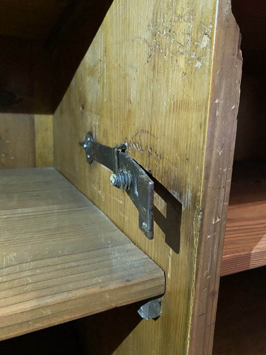 Armadi: Barockschrank – Usato da Luzern venduto da Gustav-33 5