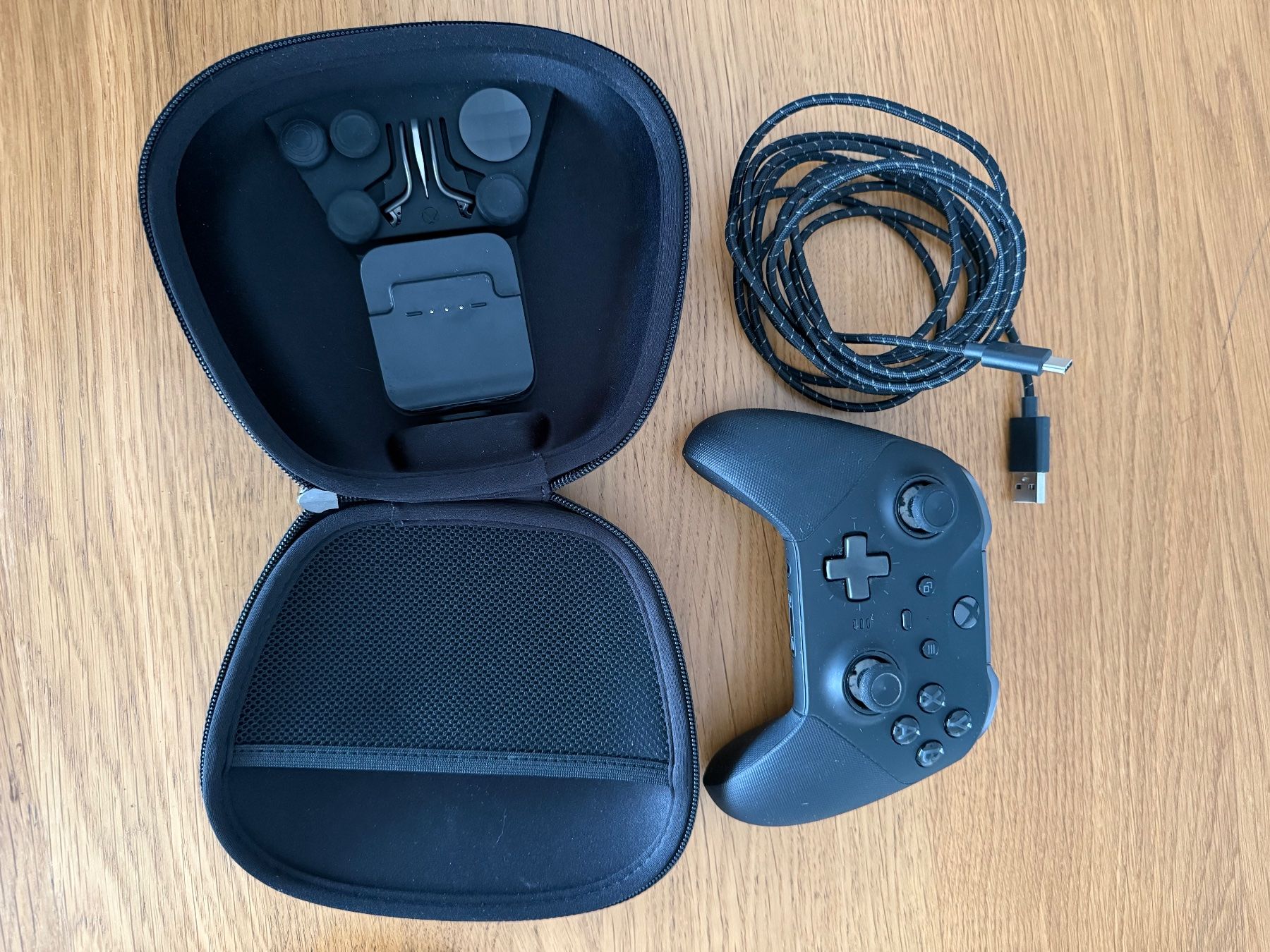Microsoft Controller: Microsoft Xbox Elite Wireless Controller Series 2 – Usato da Riaz venduto da Ledzeppl 4
