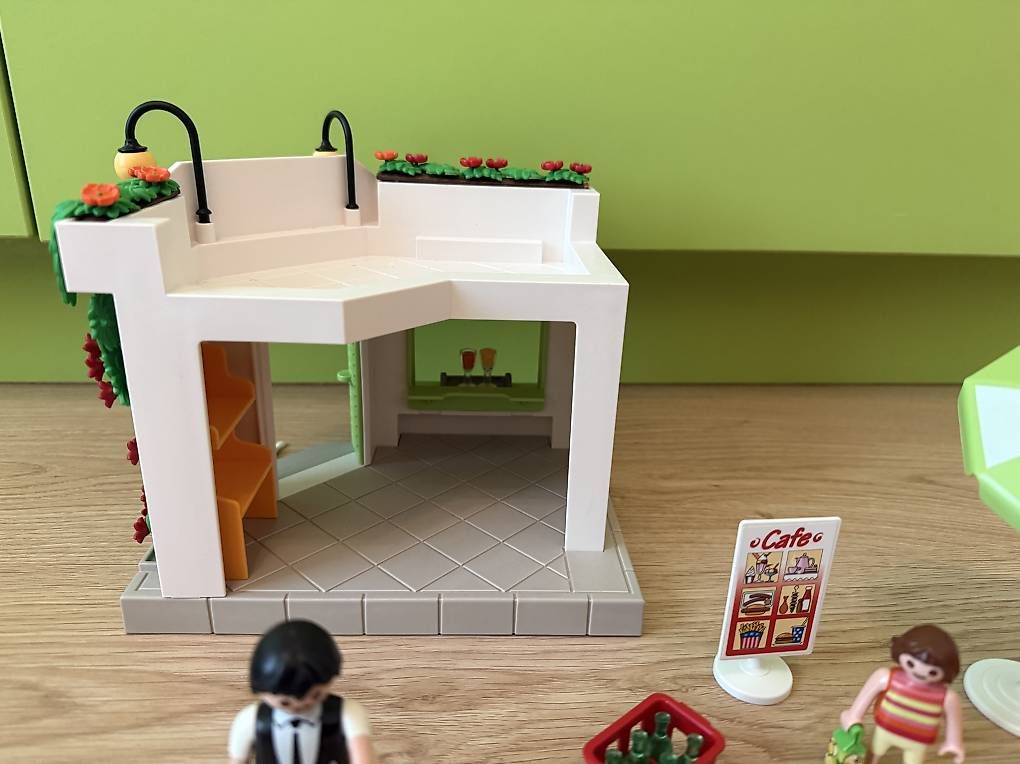 Playmobil Spielzeuge: Playmobil Eisdiele 5644 und Café 5129 – Gebraucht aus Zufikon von SULMI02 2