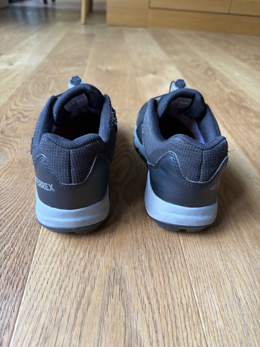 Scarpe per ragazzi: Terrex (Adidas)Goretex. Gr.36 – Usato da Zürich venduto da terevel 1