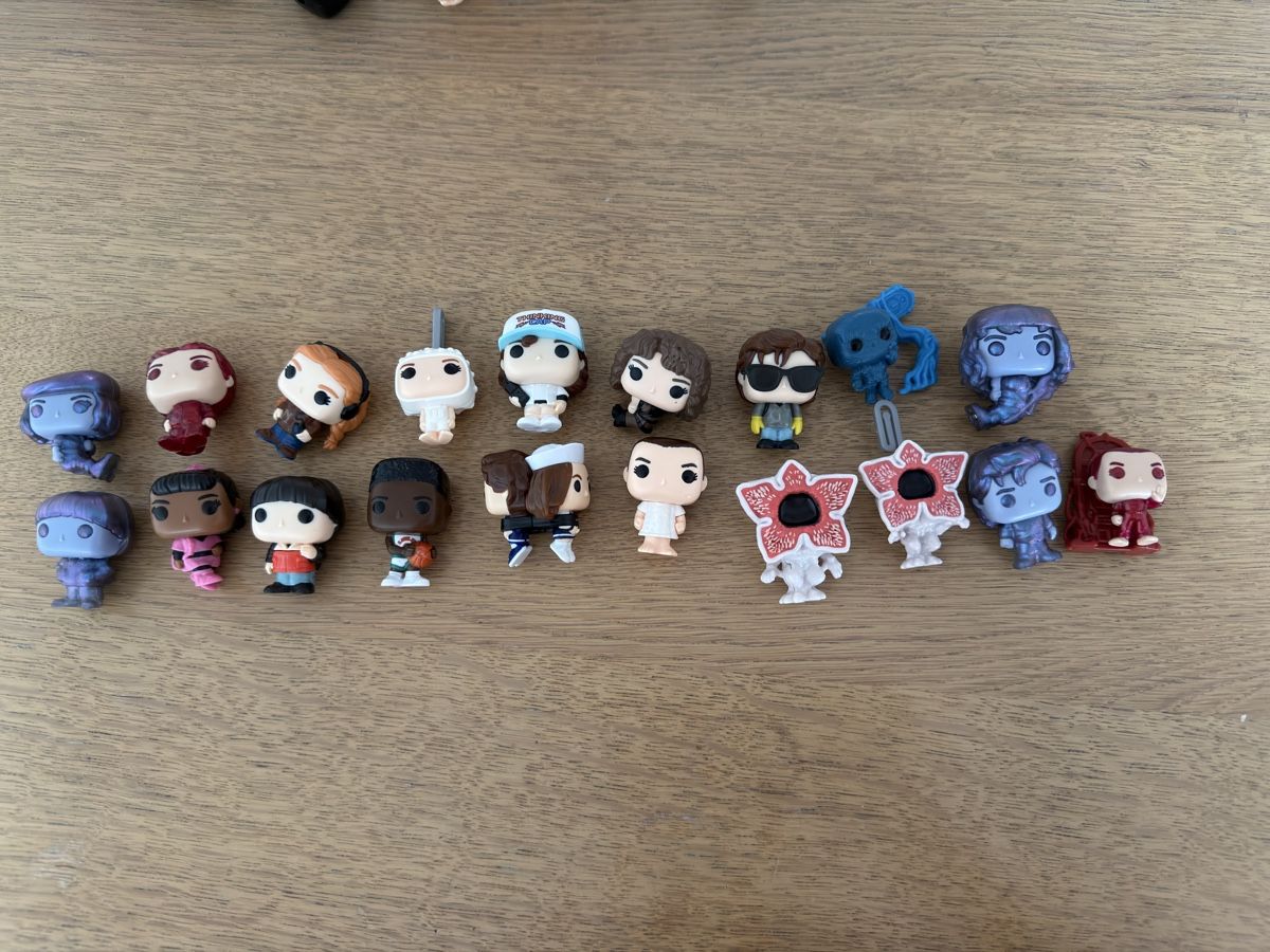 Funko Statuette: Stranger Things Funko Pop Minifiguren Set. – Nuovo (secondo la descrizione) da Jona venduto da biy_f8qm