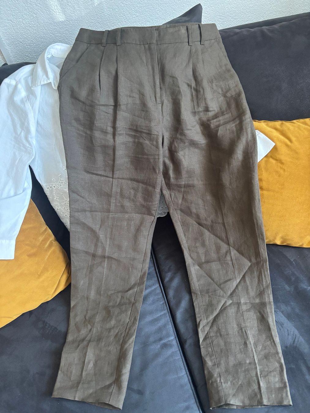 Globus Pantalons: GLOBUS Leinenhose neuwertig – Neuf (Voir description) à Merishausen par yourdream 6